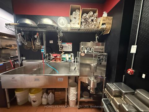 Photo 14 at 80 - 95 The Pond Road, York University Heights, Toronto