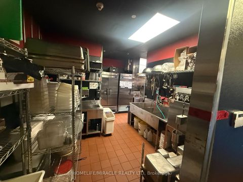 Photo 17 at 80 - 95 The Pond Road, York University Heights, Toronto