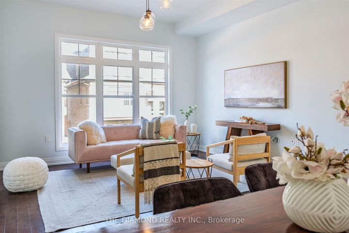 Photo 10 at 2122 Royal Gala Circle, Lakeview, Mississauga