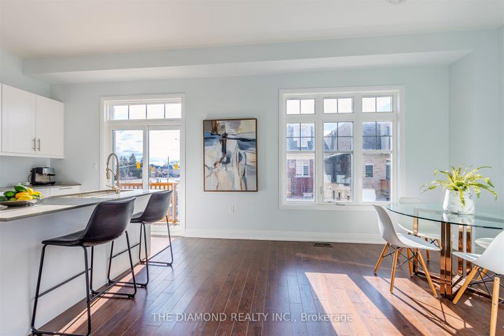 Photo 15 at 2122 Royal Gala Circle, Lakeview, Mississauga