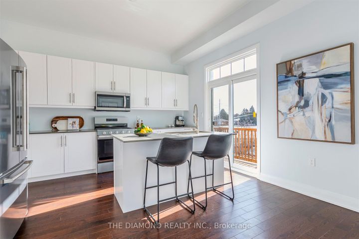 Photo 16 at 2122 Royal Gala Circle, Lakeview, Mississauga