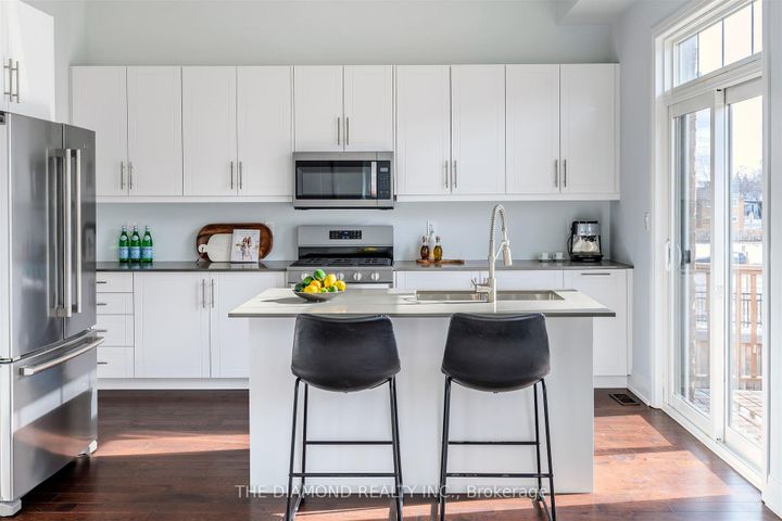 Photo 17 at 2122 Royal Gala Circle, Lakeview, Mississauga