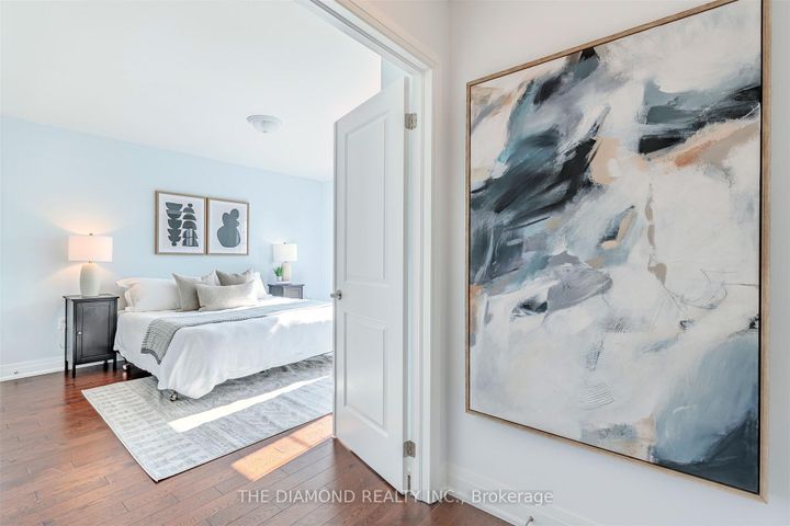 Photo 26 at 2122 Royal Gala Circle, Lakeview, Mississauga