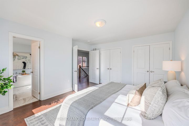 Photo 28 at 2122 Royal Gala Circle, Lakeview, Mississauga