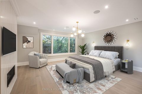 Photo 19 at 47 Danville Drive, Windfields, Toronto