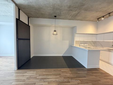 Photo 13 at 3022 - 25 The Esplanade, Waterfront Communities C8, Toronto