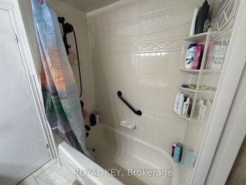 Photo 11 at 20 Kennebec Crescent, Kipling, Toronto