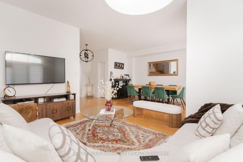 Photo 6 at 12 Globemaster Lane, Oak Ridges, Richmond Hill