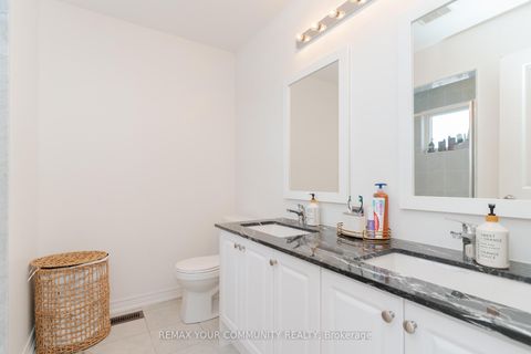 Photo 22 at 12 Globemaster Lane, Oak Ridges, Richmond Hill