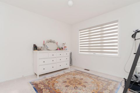 Photo 26 at 12 Globemaster Lane, Oak Ridges, Richmond Hill