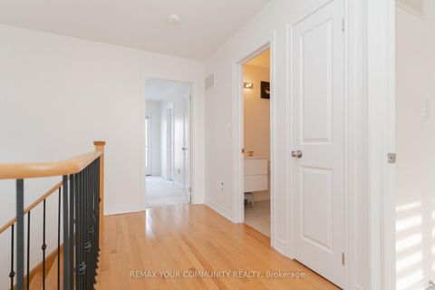 Photo 30 at 12 Globemaster Lane, Oak Ridges, Richmond Hill