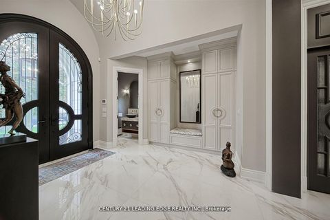 Photo 4 at 9 Sandpiper Court, Donalda, Toronto