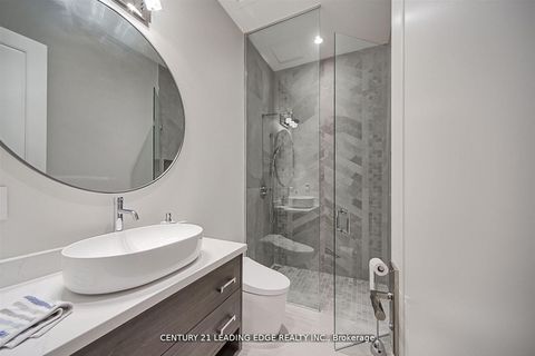 Photo 20 at 9 Sandpiper Court, Donalda, Toronto