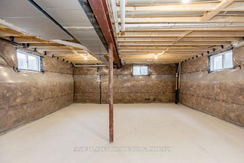 Photo 38 at 276 Springfield Crescent, Stayner, Clearview