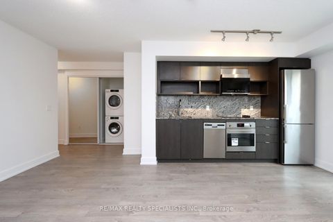 Photo 13 at 526 - 9 Mabelle Avenue, City Centre West, Toronto
