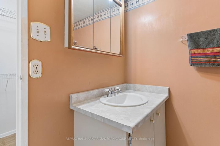 Photo 35 at 2704 - 3650 Kaneff Crescent, Mississauga Valleys, Mississauga
