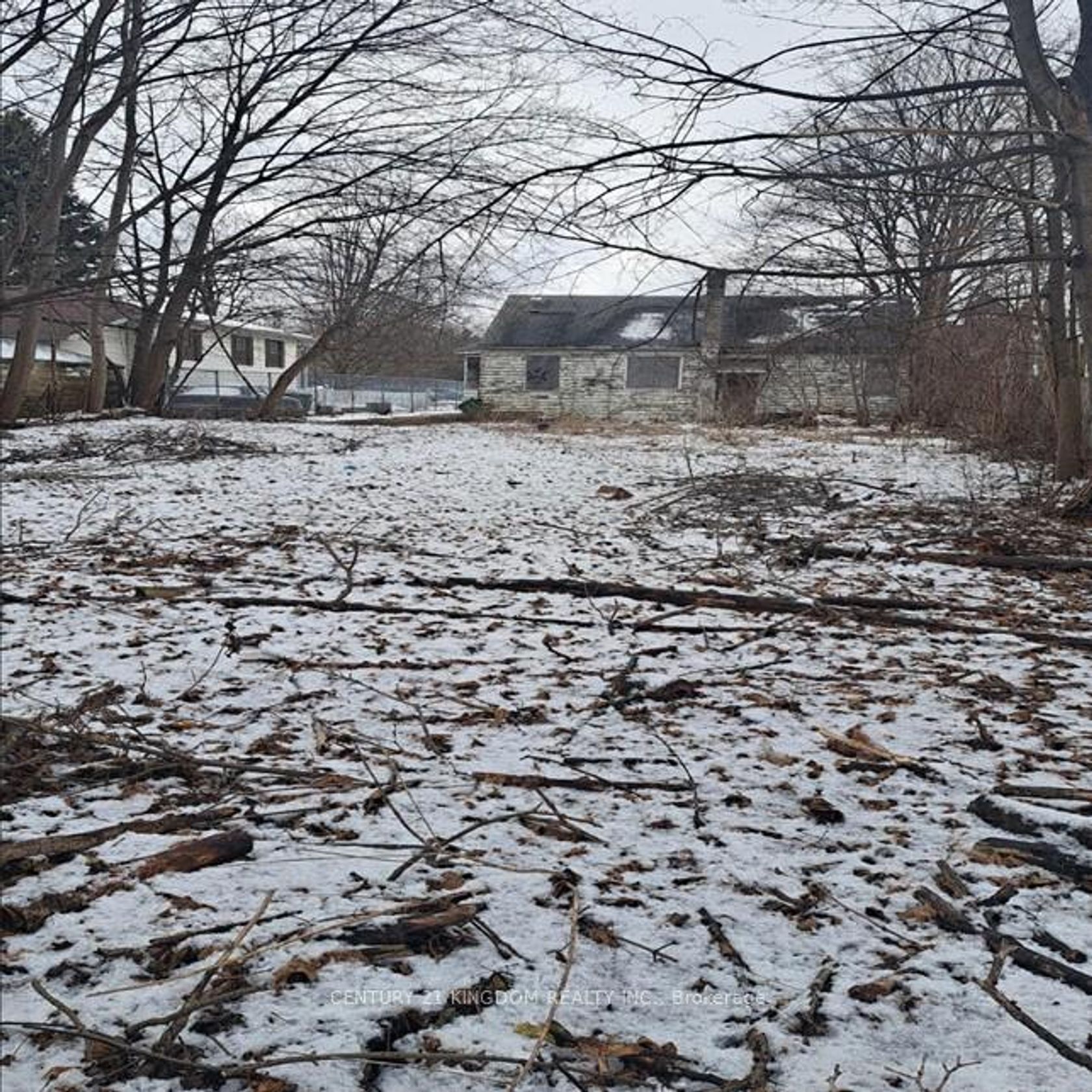 11 Centre Street, Scarborough Village, Toronto 