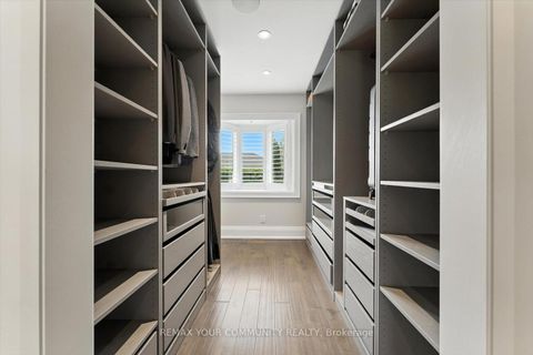 Photo 21 at 165 Clearview Heights, King City, King