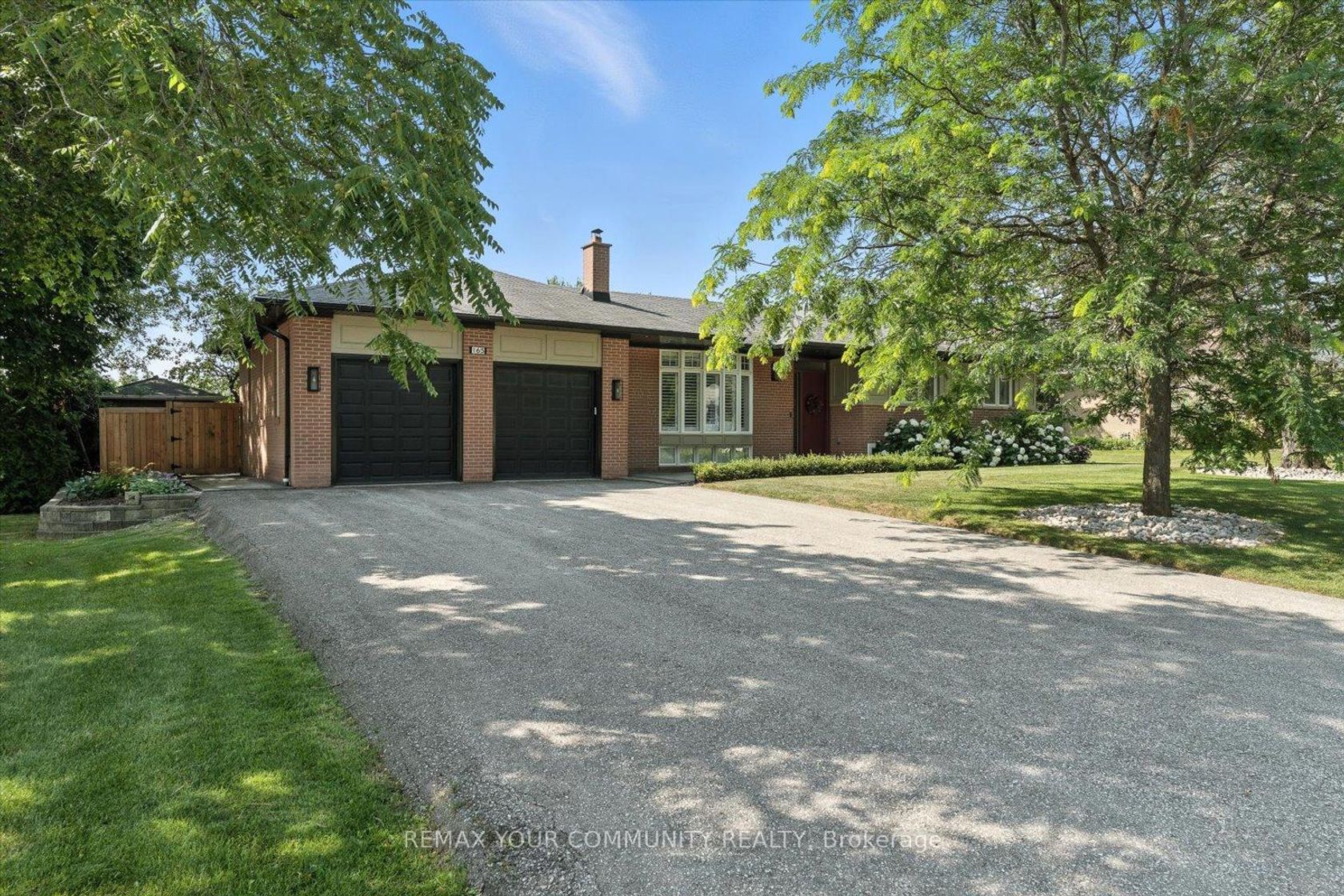 165 Clearview Heights, King City, King 