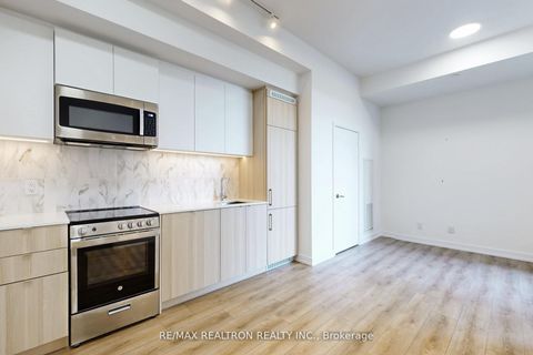 Photo 16 at 301 - 500 Dupont Street, Annex, Toronto