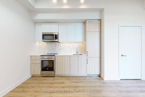 Photo 19 at 301 - 500 Dupont Street, Annex, Toronto