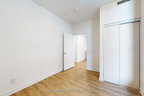 Photo 33 at 301 - 500 Dupont Street, Annex, Toronto