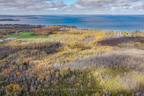 Photo 4 at  Metro Road, Historic Lakeshore Communities, Georgina