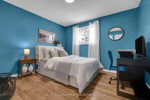 Photo 13 at 848 Copperfield Drive, Eastdale, Oshawa