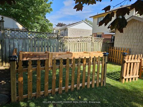 Photo 28 at 848 Copperfield Drive, Eastdale, Oshawa