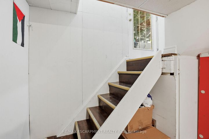 Photo 20 at 1643 Glenburnie Road, Mineola, Mississauga