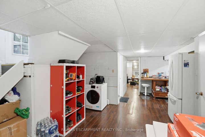 Photo 24 at 1643 Glenburnie Road, Mineola, Mississauga