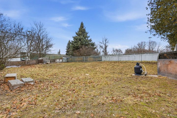 Photo 32 at 1643 Glenburnie Road, Mineola, Mississauga