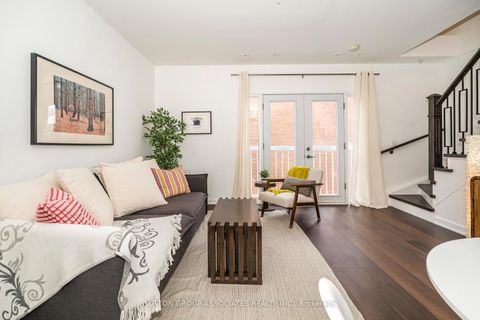 Photo 12 at PH7 - 539 Jarvis Street, North St. James Town, Toronto