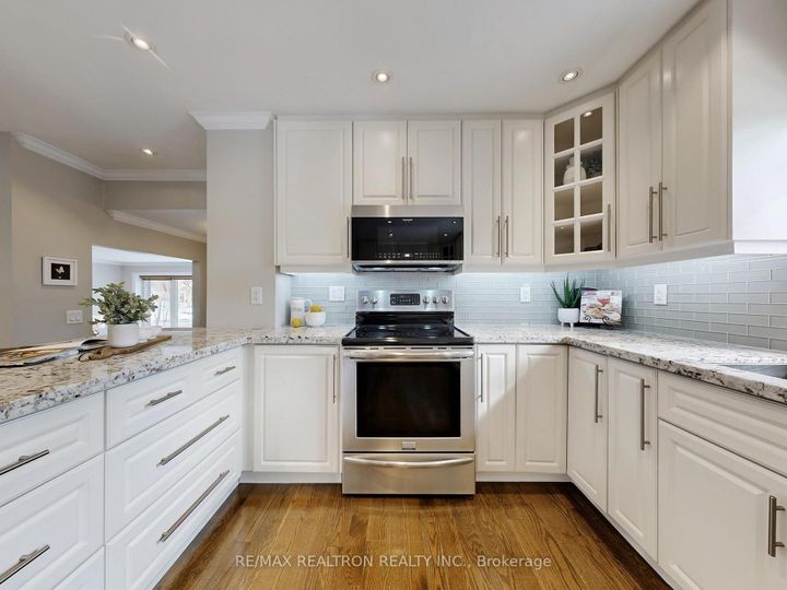 Photo 6 at 12 Hester Court, Royal Orchard, Markham