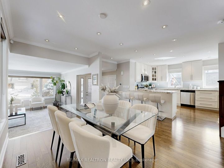 Photo 10 at 12 Hester Court, Royal Orchard, Markham