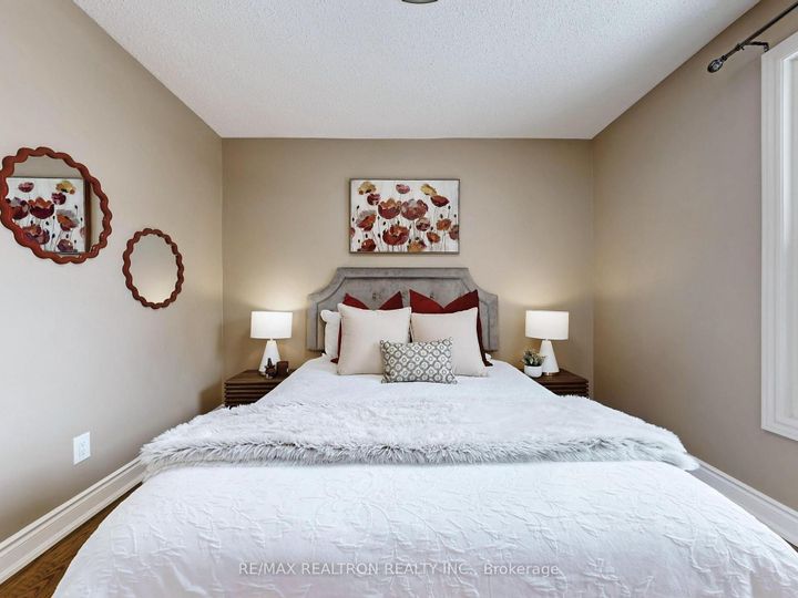 Photo 14 at 12 Hester Court, Royal Orchard, Markham