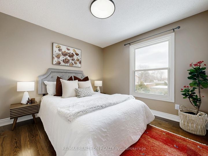 Photo 15 at 12 Hester Court, Royal Orchard, Markham