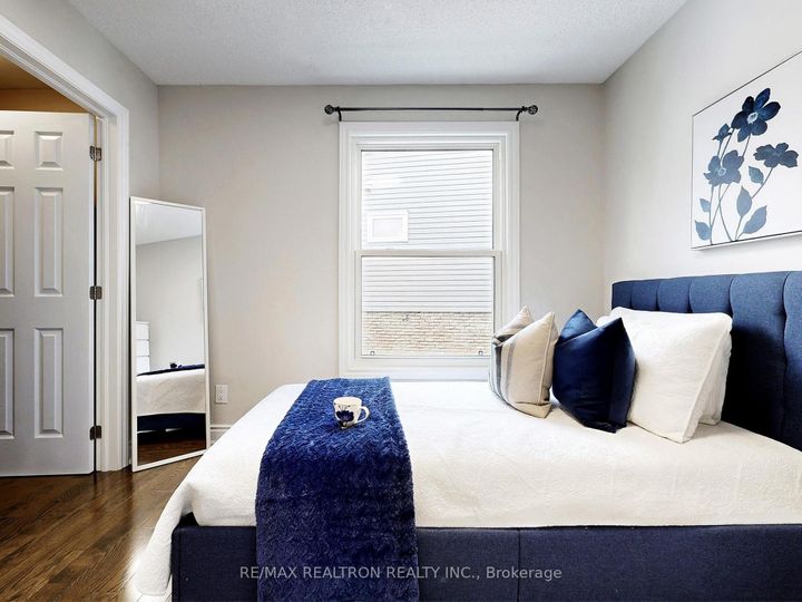 Photo 21 at 12 Hester Court, Royal Orchard, Markham