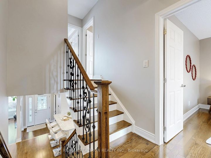 Photo 24 at 12 Hester Court, Royal Orchard, Markham