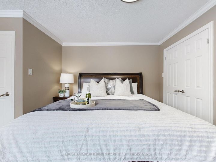 Photo 26 at 12 Hester Court, Royal Orchard, Markham