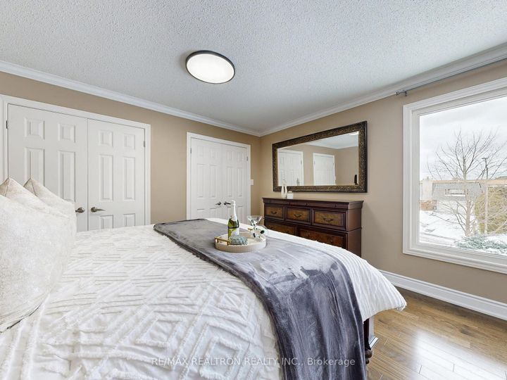 Photo 28 at 12 Hester Court, Royal Orchard, Markham