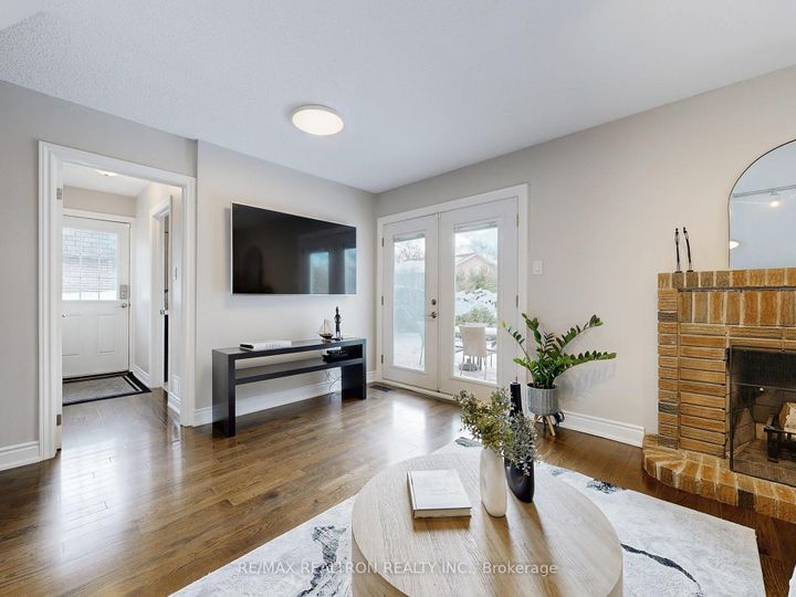 Photo 34 at 12 Hester Court, Royal Orchard, Markham