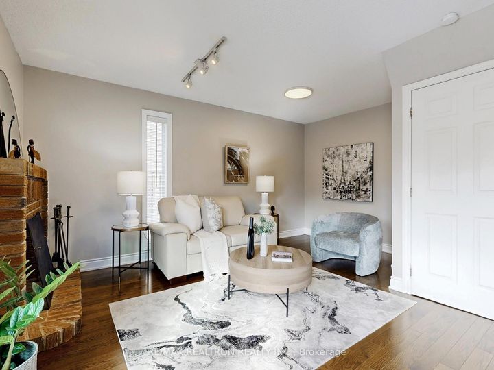 Photo 35 at 12 Hester Court, Royal Orchard, Markham