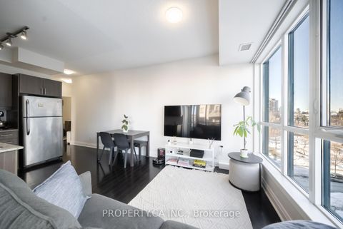 Photo 4 at 516 - 17 Kenaston Gardens, Bayview Village, Toronto