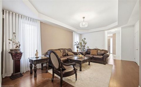 Photo 6 at 146 Beaconsfield Drive, Kleinburg, Vaughan