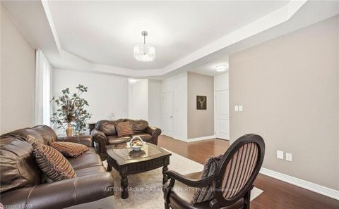 Photo 7 at 146 Beaconsfield Drive, Kleinburg, Vaughan