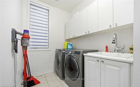 Photo 18 at 146 Beaconsfield Drive, Kleinburg, Vaughan