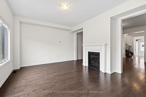 Photo 5 at 5 Valleo Street, Keswick North, Georgina