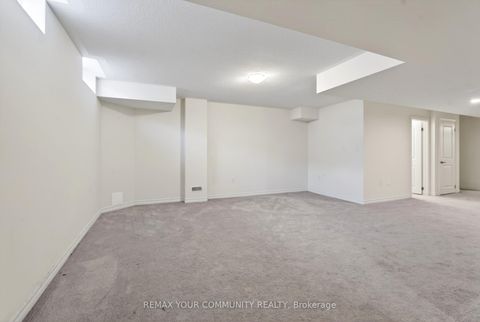 Photo 36 at 5 Valleo Street, Keswick North, Georgina