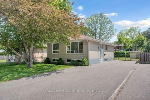 Photo 1 at 47 Aurora Heights Drive, Aurora Heights, Aurora